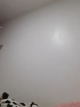 Snapshot of diosa_cristal_ chatting on February 20, 2026, 10:06 am diosa cristal online show from February 20, 2026, 10:06 am