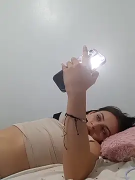 Snapshot of diosa_cristal_ chatting on February 20, 2026, 4:31 am diosa cristal online show from February 20, 2026, 4:31 am