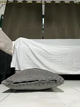 Snapshot of lriana_miller chatting on March 8, 2026, 9:51 pm lriana miller online show from March 8, 2026, 9:51 pm