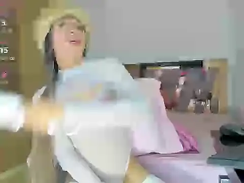 SweetAndreaGilxxx online show from January 15, 2026, 12:47 am