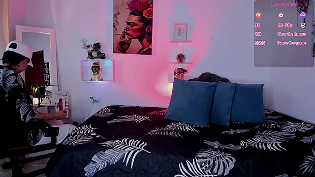 Snapshot of Zury_Ramirez chatting on February 16, 2026, 8:18 pm Zury Ramirez online show from February 16, 2026, 8:18 pm