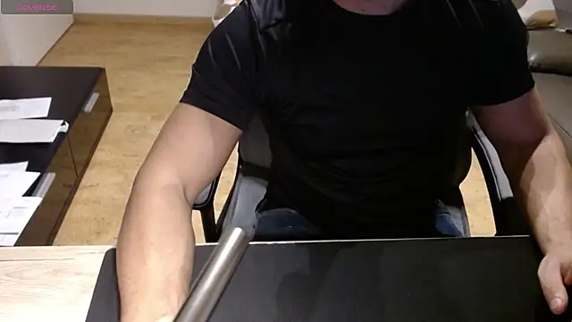 sensualman90 online show from March 5, 2026, 9:54 pm