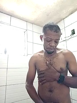 Negaomalinha1 online show from February 14, 2026, 2:39 pm