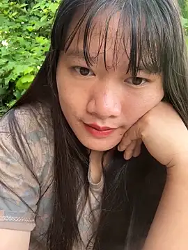 Snapshot of Suni-ii chatting on April 20, 2026, 12:46 am Suni-ii online show from April 20, 2026, 12:46 am