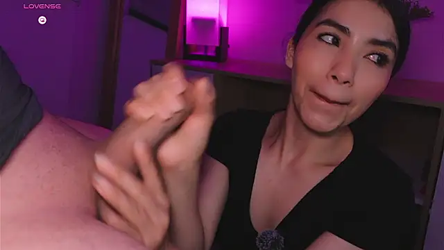 Samantha night   online show from March 21, 2026, 2:13 am