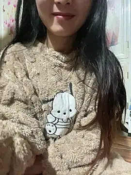 Snapshot of mode-bae chatting on February 3, 2026, 1:27 am mode-bae online show from February 3, 2026, 1:27 am