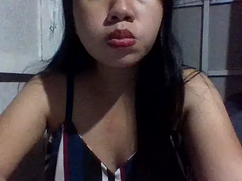 sweetprinces08 online show from February 3, 2026, 12:21 pm