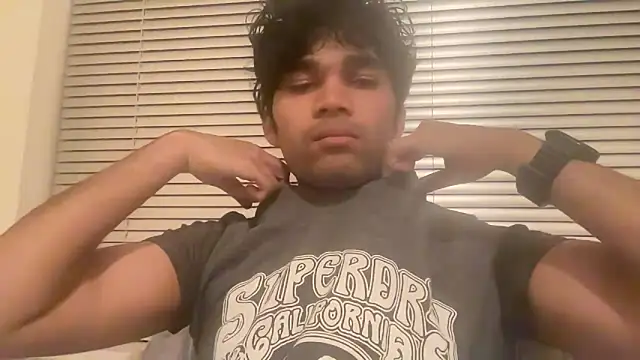 submissivehotboy online show from March 10, 2026, 6:28 am