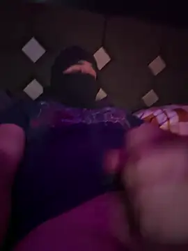 hotguymx777 online show from March 6, 2026, 11:11 pm