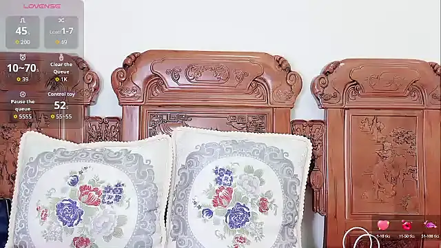 nana-yy online show from January 11, 2026, 3:02 am