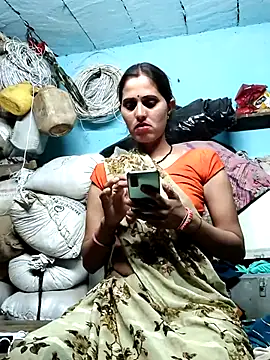 Bhavna8080 online show from May 17, 2026, 3:34 pm