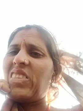 Bhavna8080 online show from February 11, 2026, 5:29 am