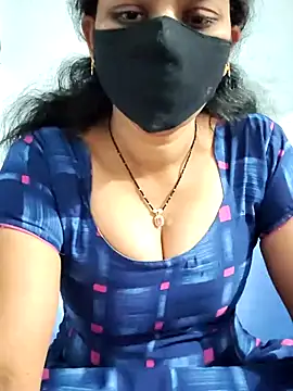 Snapshot of lusy79 chatting on February 4, 2026, 5:35 am lusy79 online show from February 4, 2026, 5:35 am