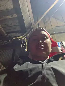 Snapshot of hinicky-0 chatting on February 6, 2026, 1:29 pm hinicky-0 online show from February 6, 2026, 1:29 pm