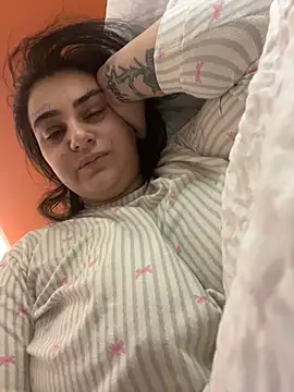 LadyxOnyx online show from January 6, 2026, 3:49 pm