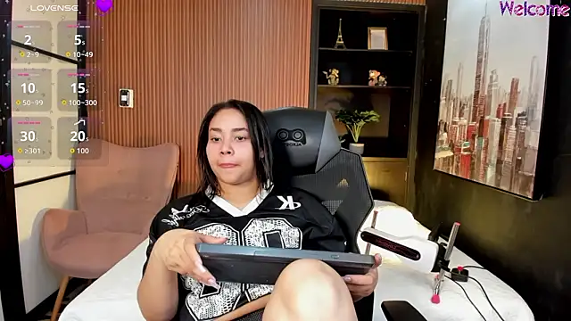 Snapshot of ThaliaBrookss_ chatting on February 27, 2026, 5:18 am ThaliaBrookss online show from February 27, 2026, 5:18 am