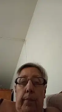 Marce1903 online show from July 31, 2026, 4:34 am