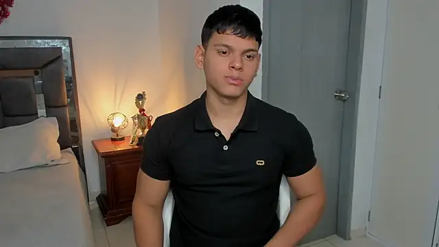 Snapshot of stefan_leenox chatting on February 9, 2026, 7:23 pm stefan leenox online show from February 9, 2026, 7:23 pm