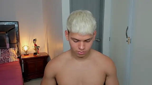 Snapshot of stefan_leenox chatting on February 27, 2026, 8:19 pm stefan leenox online show from February 27, 2026, 8:19 pm