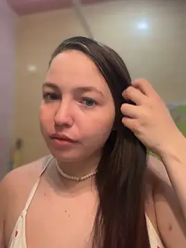 Snapshot of AlexaYvonne chatting on February 27, 2026, 6:02 am AlexaYvonne online show from February 27, 2026, 6:02 am