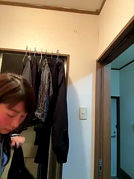 69 yuna 69 online show from January 7, 2026, 12:43 pm