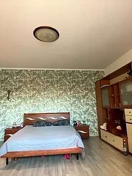 AnnaWest online show from January 13, 2026, 5:22 am