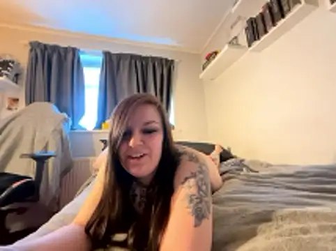 gothiccbxby online show from March 18, 2026, 3:57 pm