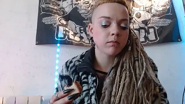 Snapshot of spiralhokkaido23 chatting on February 15, 2026, 8:13 am spiralhokkaido23 online show from February 15, 2026, 8:13 am