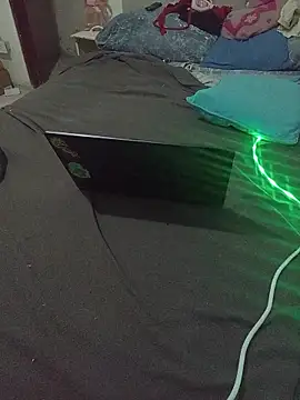 dulce marrr online show from February 26, 2026, 4:23 am