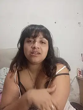 dulce marrr online show from April 19, 2026, 12:33 am