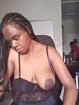 princess-boobz online show from February 27, 2026, 12:05 pm