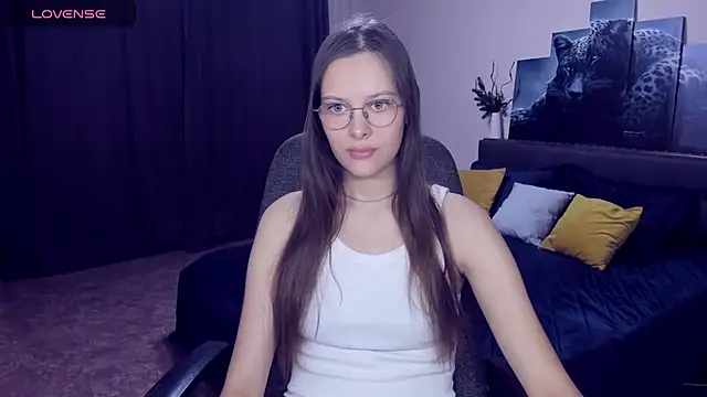 AyumiBlossom online show from March 5, 2026, 11:51 am