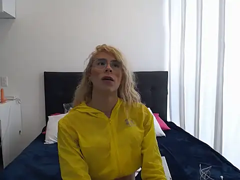 july fucha online show from January 9, 2026, 3:08 pm