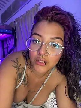 queen of you heart online show from March 22, 2026, 2:04 am