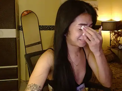 EnviousMaddie online show from April 25, 2026, 4:04 pm