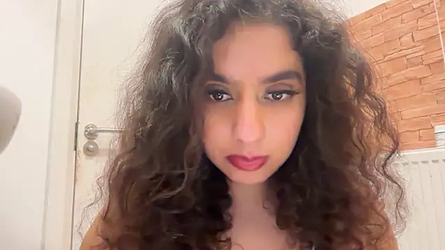 fayfay21xh online show from February 27, 2026, 10:20 pm