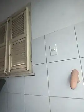 Jade-Morena-Transex-ON online show from April 8, 2026, 10:55 pm