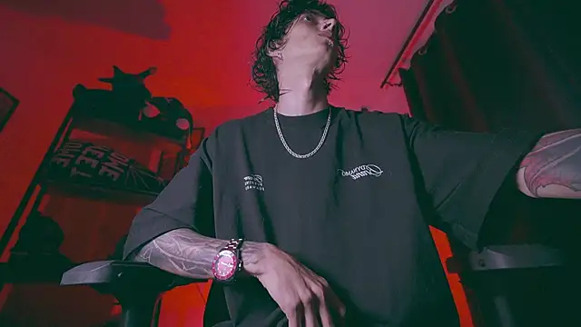 Olliver   y online show from April 17, 2026, 1:19 am