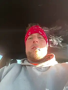 WIDBIGWHITECOCK online show from April 8, 2026, 10:22 pm