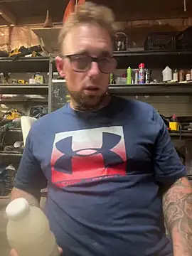 WIDBIGWHITECOCK online show from June 22, 2026, 3:01 am
