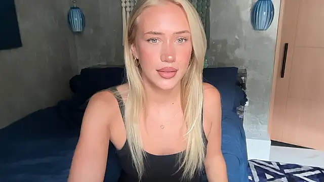 Snapshot of livsslife chatting on February 25, 2026, 3:18 am livsslife online show from February 25, 2026, 3:18 am