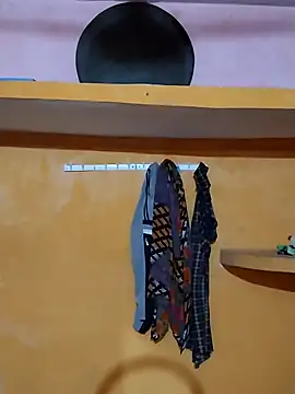 Sexy pari01 online show from June 21, 2026, 6:25 pm
