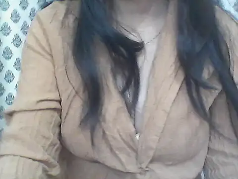 Snapshot of _Daisy chatting on April 10, 2026, 6:59 pm Daisy online show from April 10, 2026, 6:59 pm