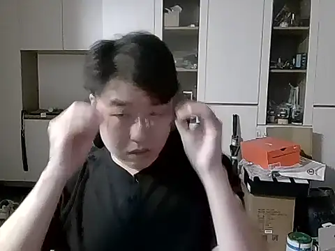 W0Ijn online show from April 24, 2026, 2:57 am