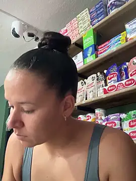 Snapshot of lannabellx chatting on February 3, 2026, 10:26 pm lannabellx online show from February 3, 2026, 10:26 pm