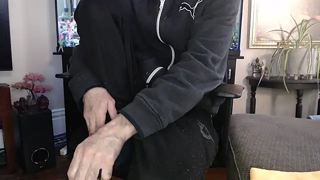 EspanolVato online show from March 15, 2026, 11:01 pm