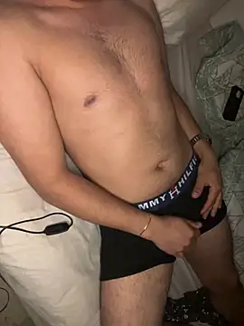 kanna3152 online show from April 28, 2026, 10:58 pm