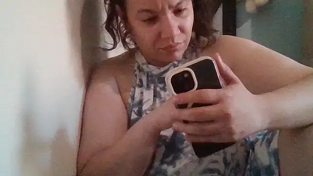 Snapshot of bellakay19 chatting on June 15, 2026, 9:36 pm bellakay19 online show from June 15, 2026, 9:36 pm