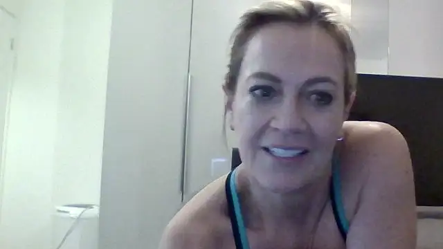 Milfshake227 online show from March 20, 2026, 11:17 pm