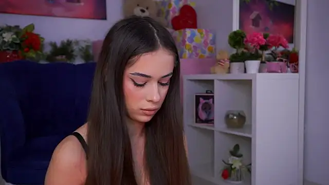 Ava Solis online show from January 14, 2026, 8:01 pm